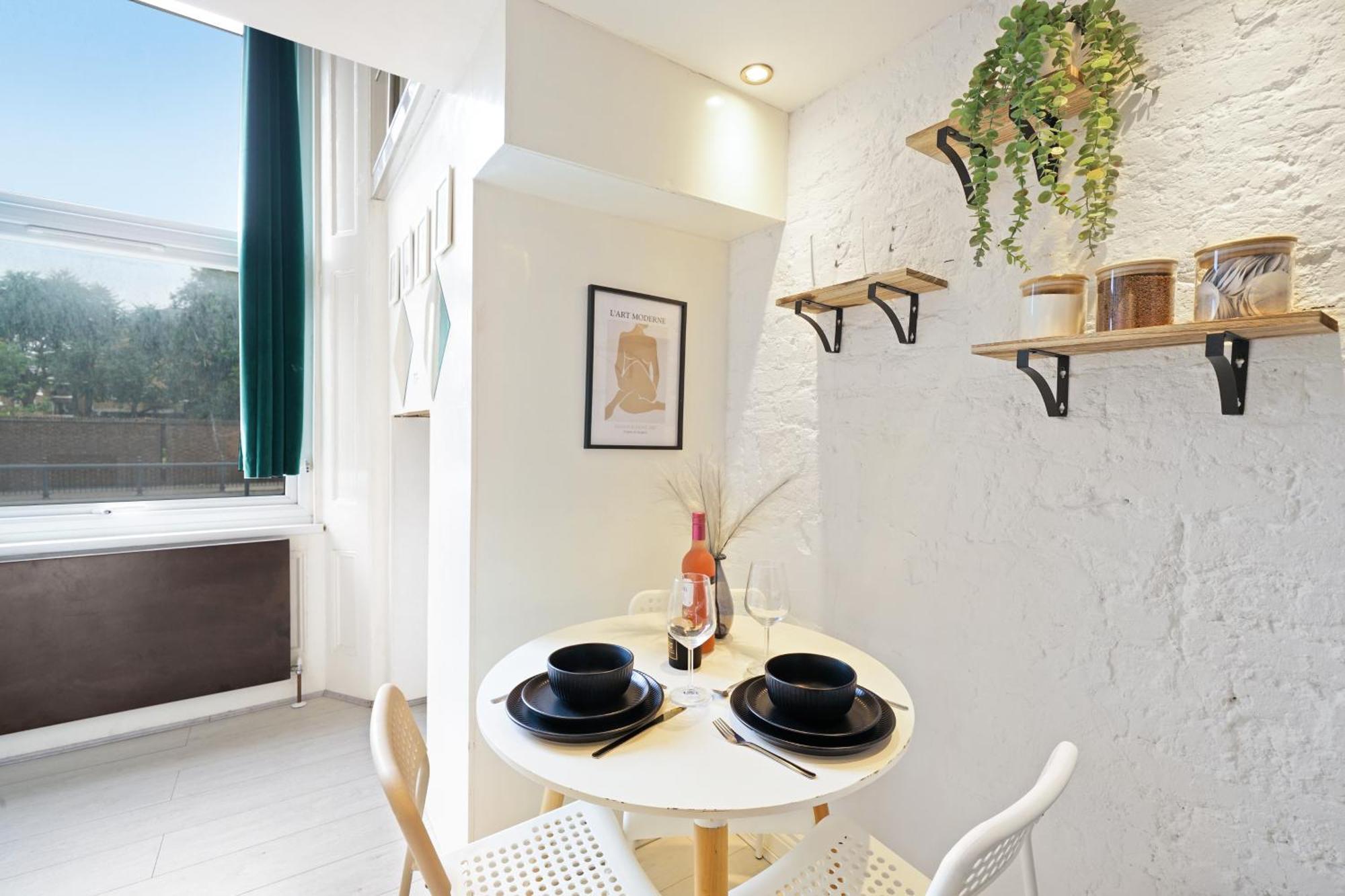 Cozy Split-Level Studio By Livestay Short Lets & Serviced Accommodation London Kültér fotó